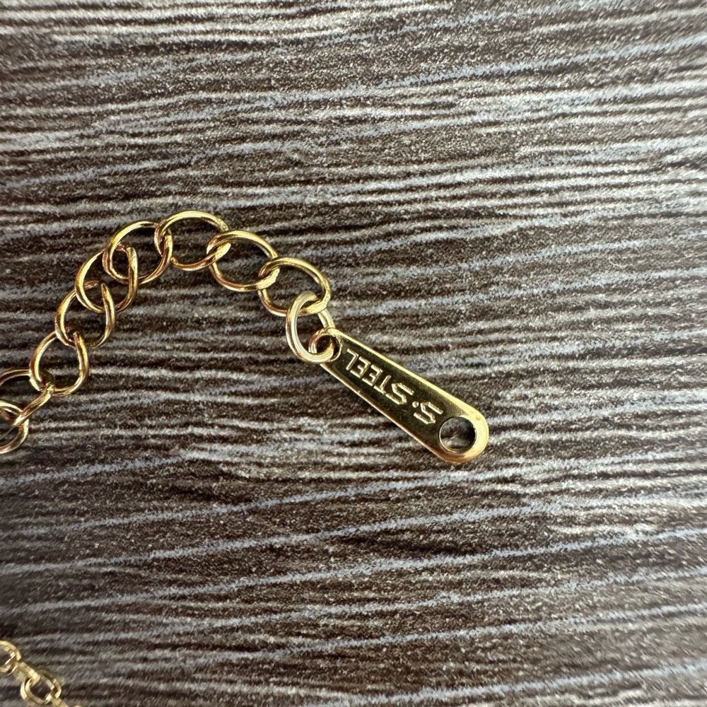 Gold Shell Necklace N932 - Picture 5 of 6